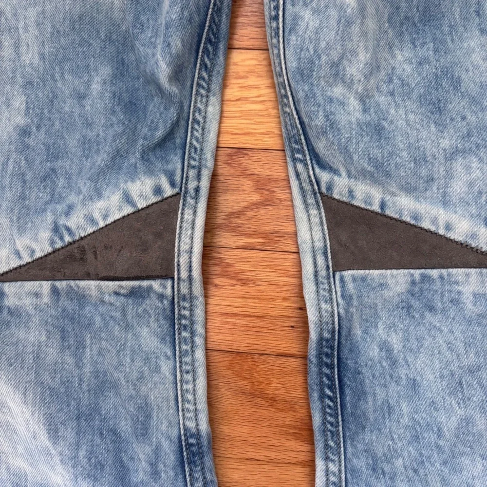 Diesel Rombee Regular Slim-Carrot Light Blue Acid Wash Jeans Mens 31x30 0880I